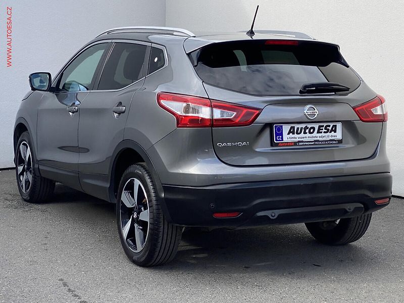 Nissan Qashqai (2017) 1.2DiG-T, Acenta, AT, navi - fotka 7 z 20