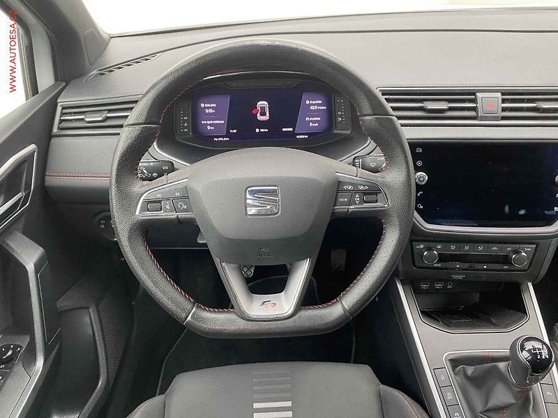 Seat Arona (2020) 1.0 TSi, FR, LED, navi - fotka 11 z 18