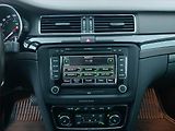 Škoda Superb (2013) Laurin&Klement 2.0 TDI - náhled 12
