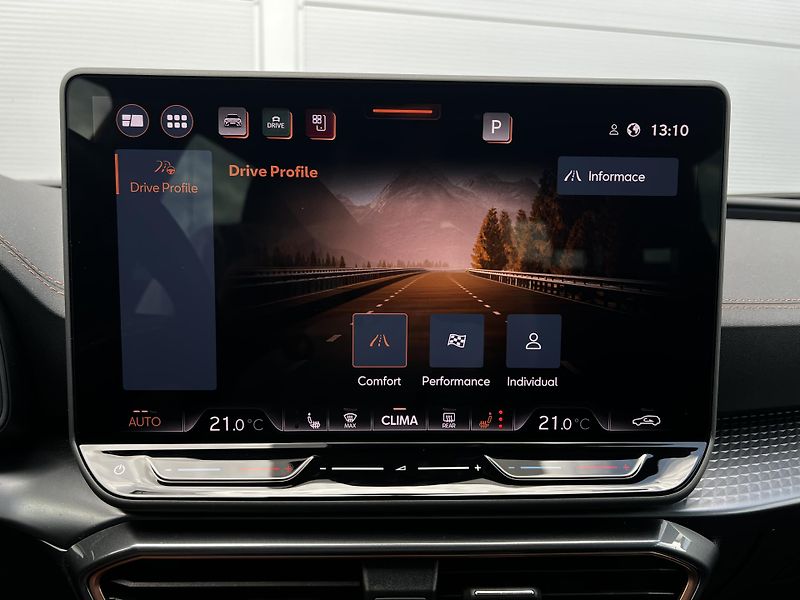 Cupra Leon 1.5 eTSI 110kW DSG 1.Maj DPH - fotka 16 z 26