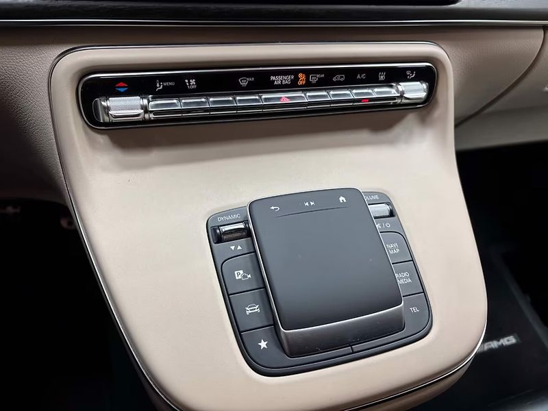 Mercedes-Benz Třídy V Marco Polo 250d AMG AIR 360 Ta - fotka 19 z 21