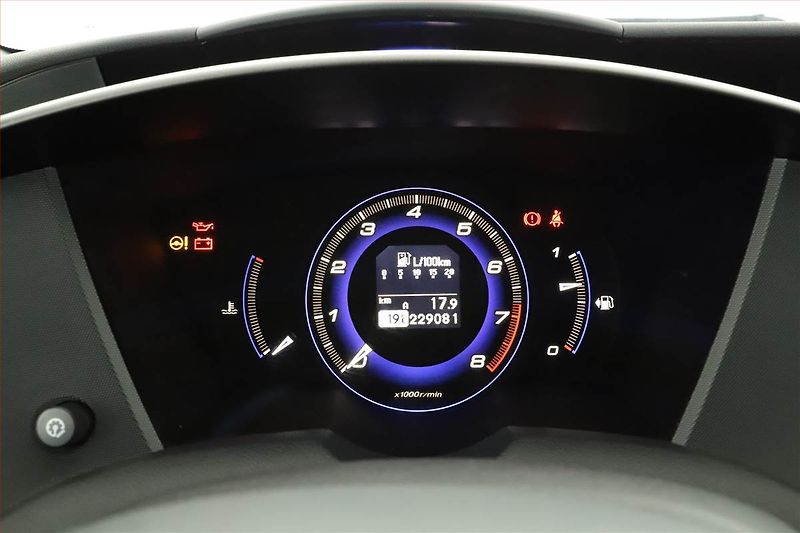 Honda Civic (2011) 1.8 i, Tempomat, Park. senzory - fotka 9 z 14