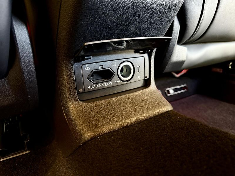Škoda Kodiaq 2.0 TDi 147 Kw DSG Sportline - fotka 27 z 31