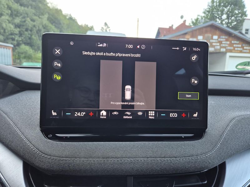 Škoda Enyaq 150kw, iV80 19ALU SOH 97% - fotka 28 z 46