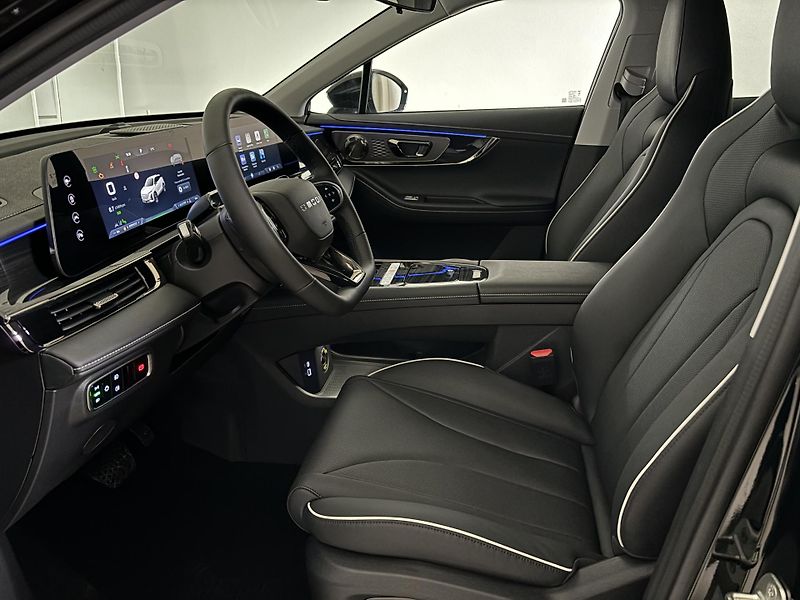 Omoda 5 (2026) 1.6 tGDI 108kW Premium - fotka 11 z 49