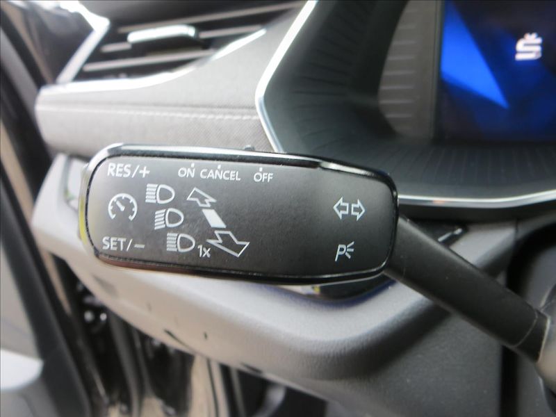 Škoda Octavia 2,0 TDI Style ČR - fotka 17 z 22