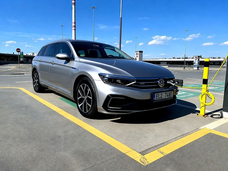Volkswagen Passat (2020) - fotka 16 z 18