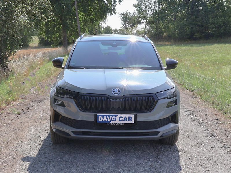 Škoda Karoq 2,0 TDI DSG 4x4 Sportline DPH - fotka 2 z 32