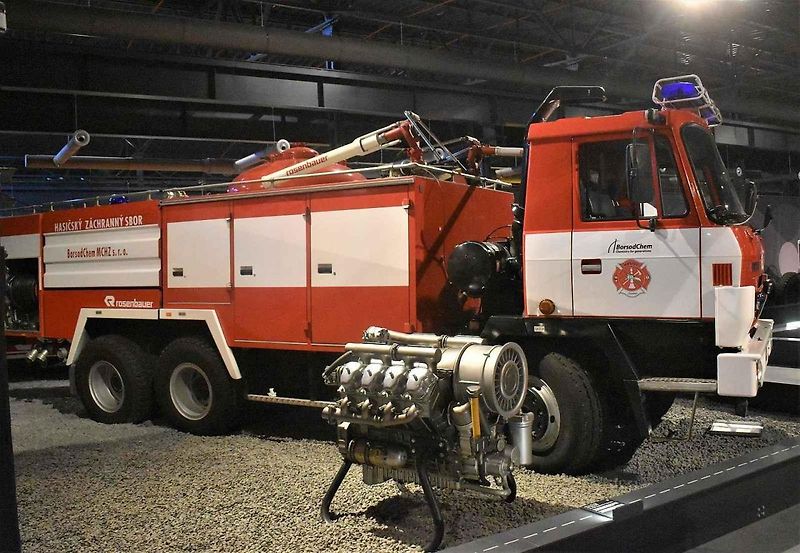 Tatra 813 CAS 55
