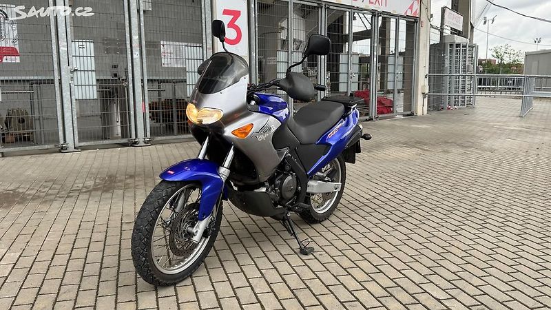 Aprilia Pegaso 650 Stříkačka 36kw - fotka 1 z 16