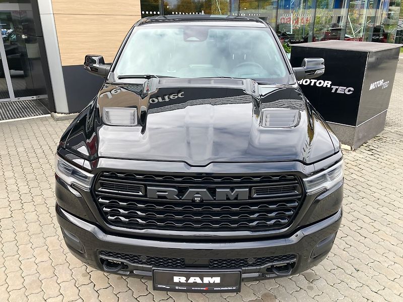 Dodge RAM (2025) 3.0 I6 548k LIMITED NIGHT RAMB - fotka 8 z 63