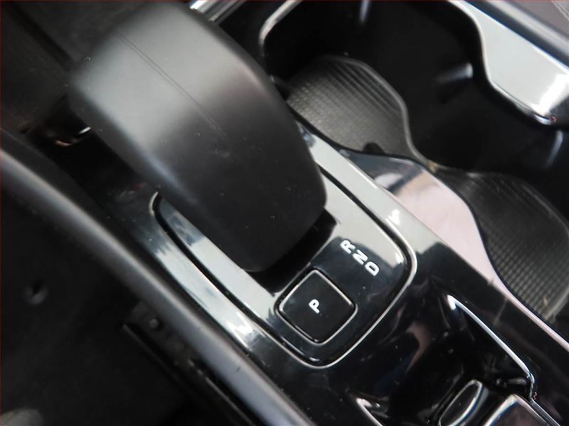 Volvo XC40 (2022) Inscription B3 - fotka 12 z 14