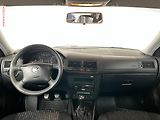 Volkswagen Golf (2002) 1.6i, Klima - náhled 7