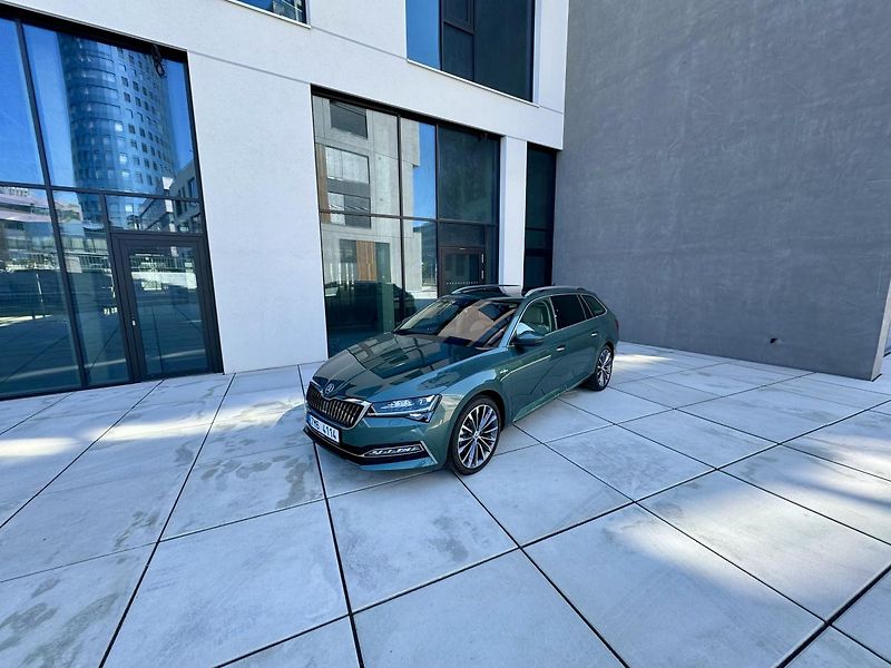Škoda Superb (2023) L&K 2,0 TDI 147 kW 7-st aut 4x - fotka 13 z 66