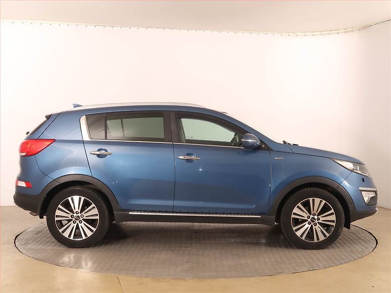 Kia Sportage (2014) 2.0 CRDi, 4X4, Serv.kniha - fotka 6 z 18