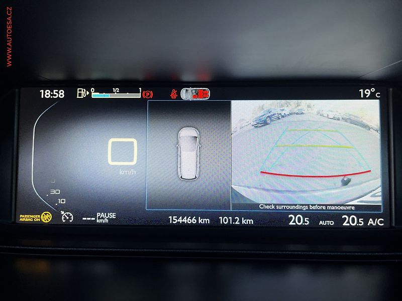 Citroën C4 Picasso (2016) 1.6i, AC, TZ - fotka 17 z 21