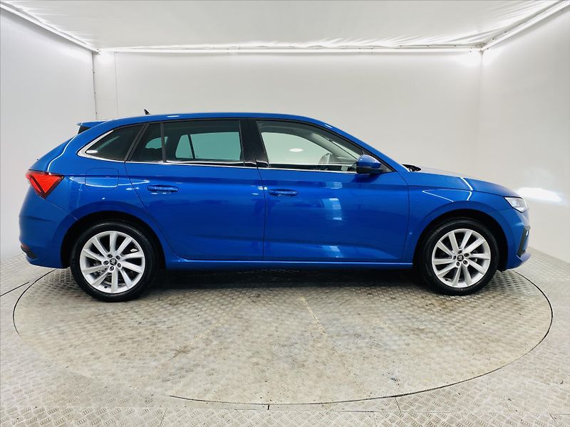 Škoda Scala 1,0 TSI 85kW Selection - fotka 23 z 25