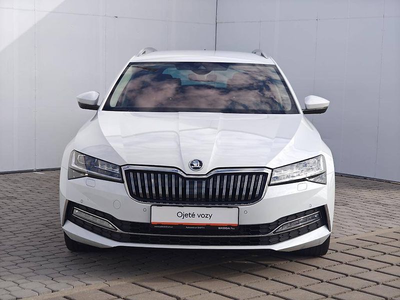 Škoda Superb L&K 7DSG 2,0TDI - fotka 4 z 26