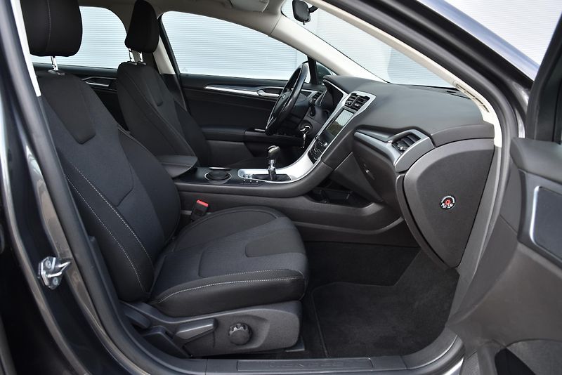 Ford Mondeo 2.0 TDCi 6st,NAV,KLIMA,TEMP,TZ - fotka 43 z 49
