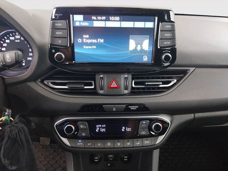Hyundai i30 (2021) 1.5 DPI, ČR,1.maj, Serv.kniha - fotka 12 z 18
