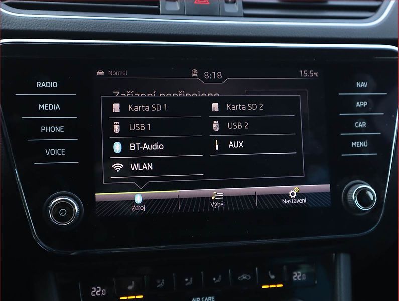 Škoda Superb (2017) 2.0 TDI, Serv.kniha, Kůže - fotka 18 z 19