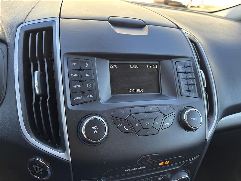 Ford S-MAX 2,0 TDCi 88 kW Trend - fotka 31 z 41