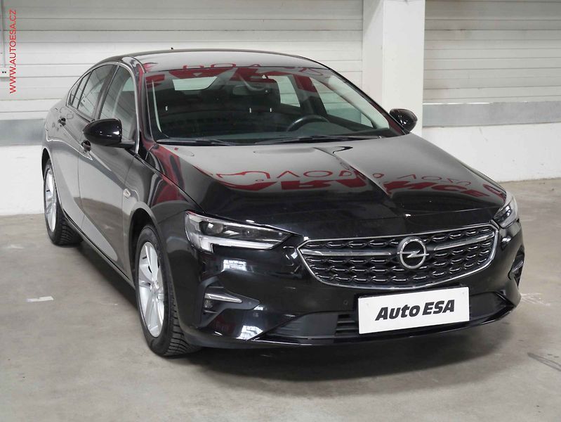Opel Insignia (2021) 2.0CDTi, AT, výhřev sed - fotografie inzerátu