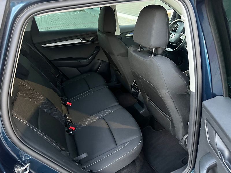 Škoda Karoq (2021) 2.0 TDI-STYLE-P.KAMERA - fotka 20 z 50