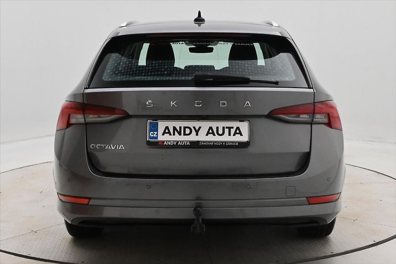 Škoda Octavia 2,0 TDI 110kW DSG Style Záruka - fotka 6 z 33