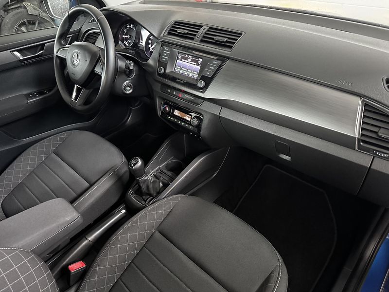 Škoda Fabia (2017) 1.2 TSI Style - CZ -  - fotka 19 z 22