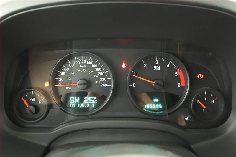 Jeep Compass (2011) 2.2 CRD, 4X4, Tempomat - fotka 8 z 14