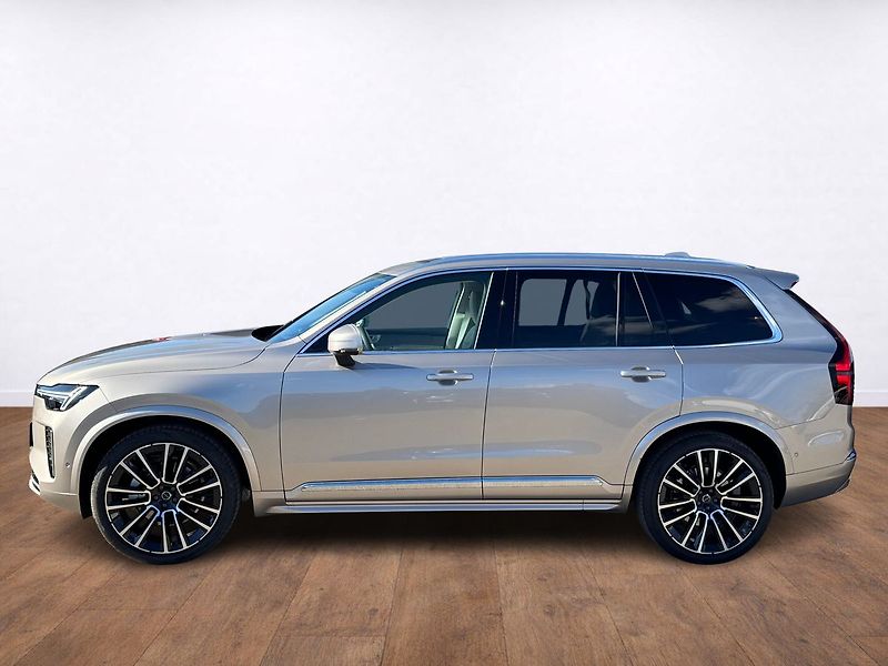 Volvo XC90 B5,ULTRA,VZDUCH,B&W,masáž - fotka 2 z 22