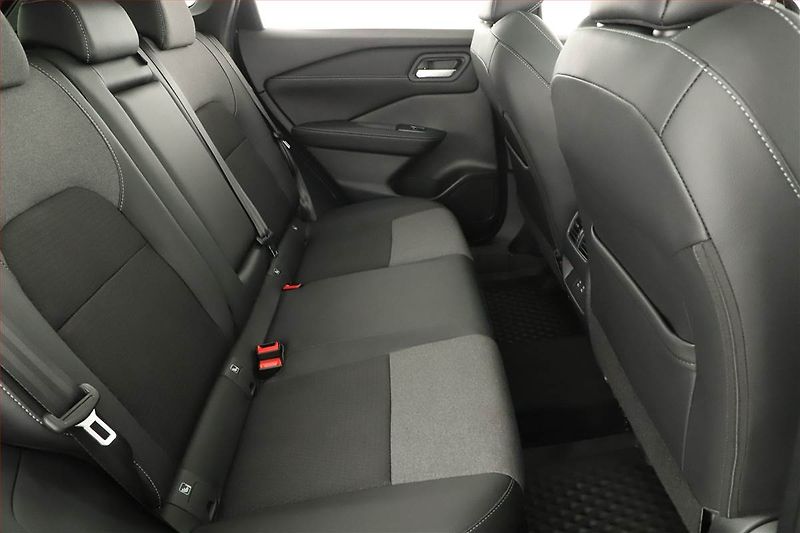 Nissan Qashqai (2025) 1.3 DIG-T MHEV, N-CONNECTA - fotka 7 z 15