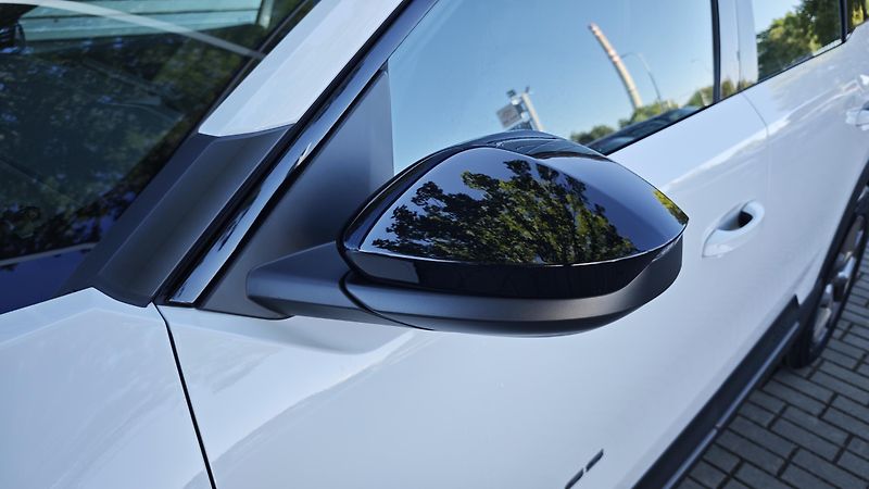 Jeep Compass (2026) Altitude hybrid 145PS automat  - fotka 15 z 40