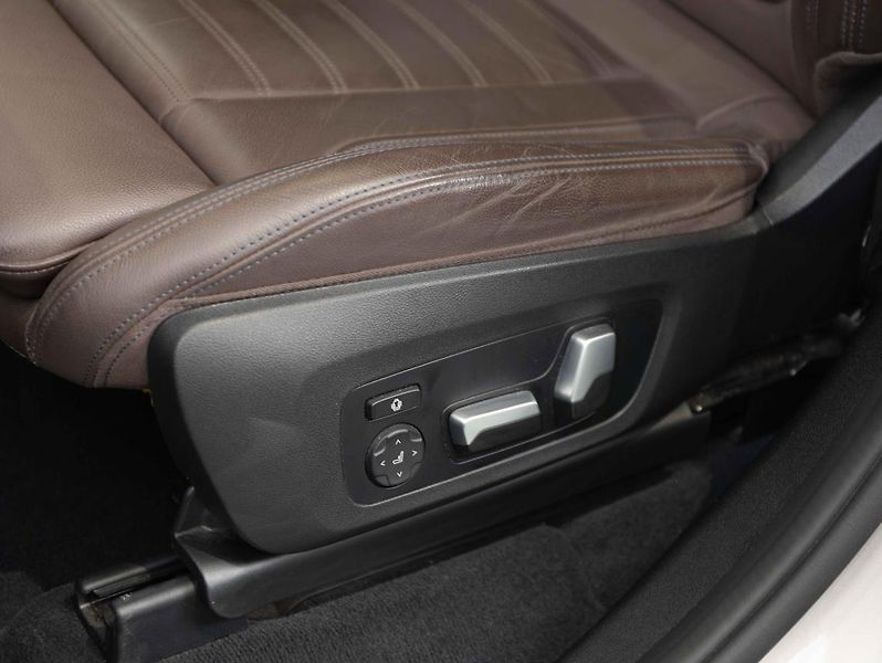 BMW iX3 M Sport - fotka 21 z 23
