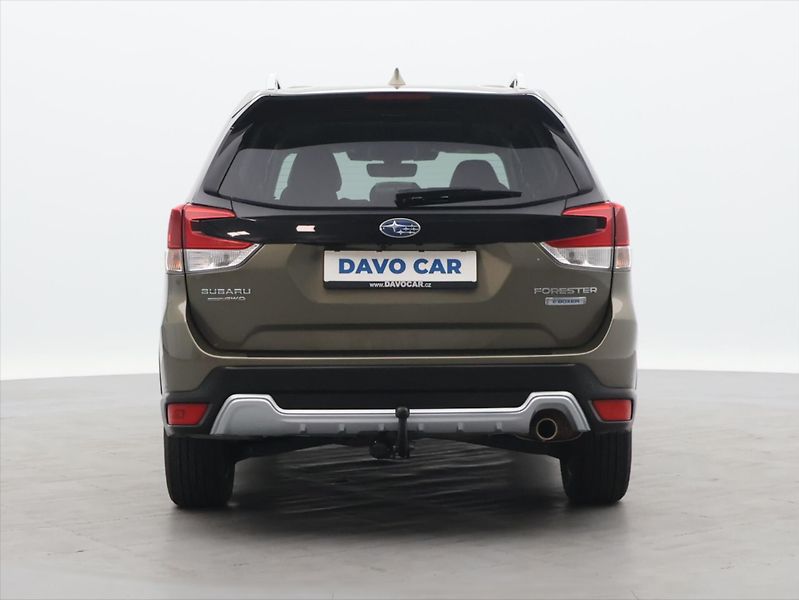 Subaru Forester 2,0 e-Boxer 110kW Executive CZ - fotka 6 z 43