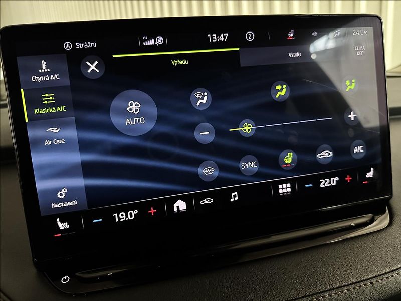 Škoda Enyaq IV80 DCC SUITE TAŽNÉ MATRIX - fotka 27 z 47