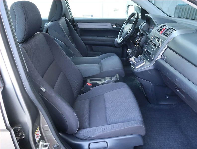 Honda CR-V (2009) Elegance 2.2 i-CTDi, 4X4 - fotka 9 z 15