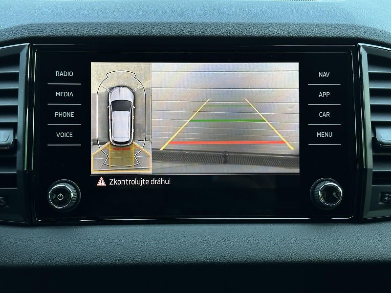 Škoda Karoq 1.5TSi DSG 150PS Sportline Mat - fotka 34 z 46