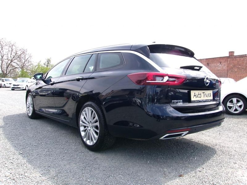 Opel Insignia ST 2.0 Turbo 191kW 4x4 automat - fotka 36 z 43