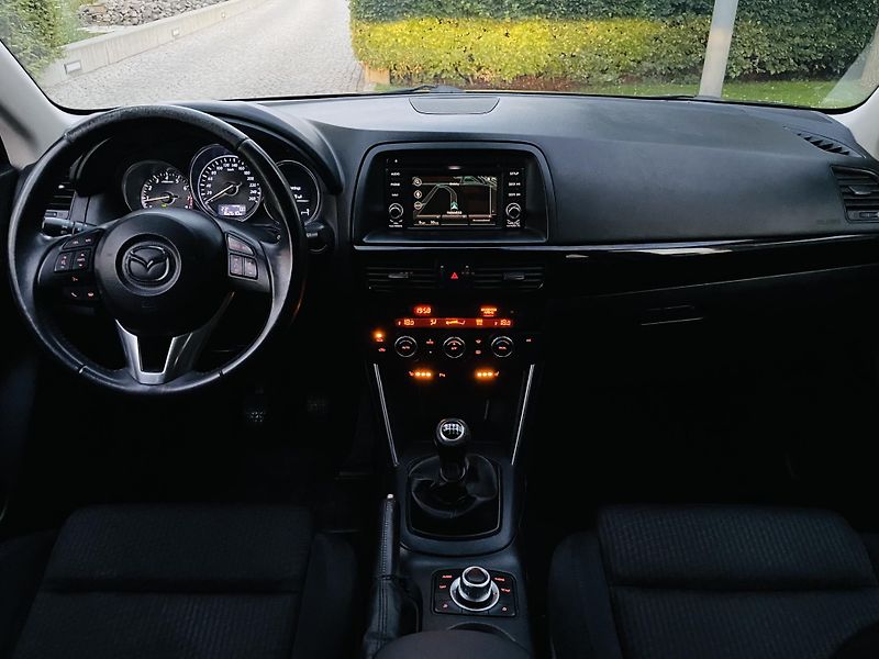 Mazda CX-5 2.0i MAN 4x4 1MAJITEL SERVISKA - fotka 20 z 38