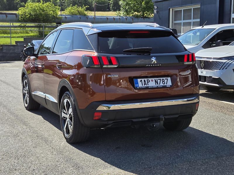 Peugeot 3008 (2017) 1.2 PT 130 ALLURE EAT6 - fotka 3 z 30