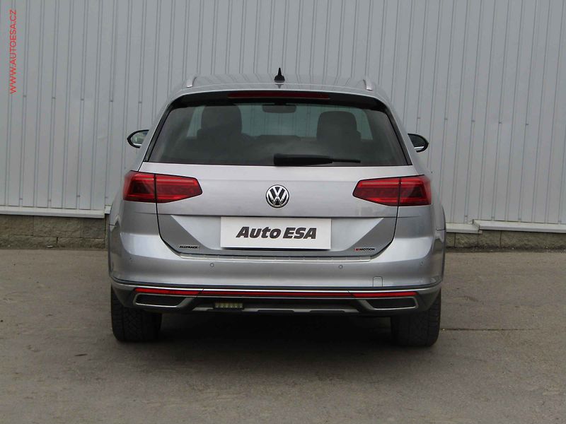 Volkswagen Passat (2020) 2.0 TDi 4x4, ČR, Alltrack - fotka 5 z 21