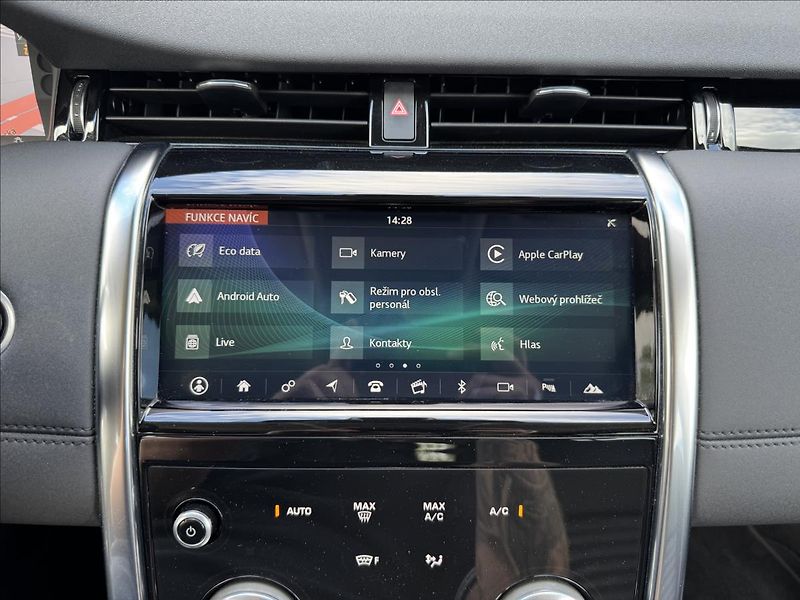Land Rover Discovery Sport 2,0 D150 SE 4WD AT DPH - fotka 18 z 27