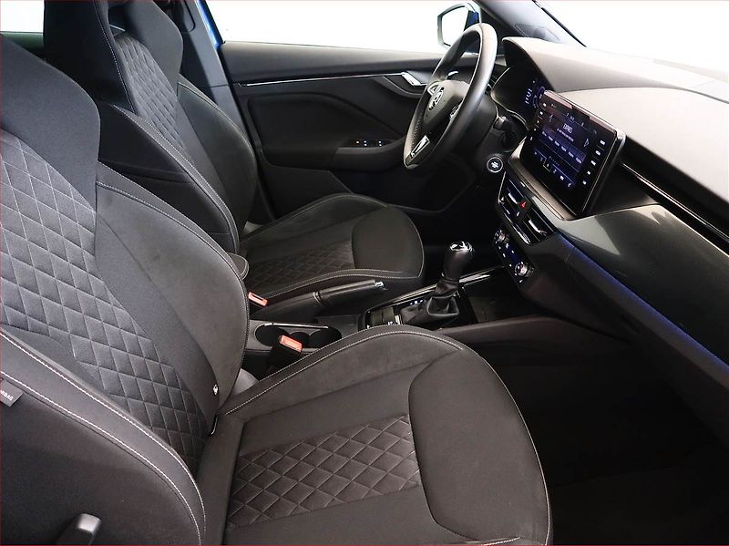 Škoda Kamiq (2019) 1.0 TSI, Automat, Navi - fotka 9 z 18
