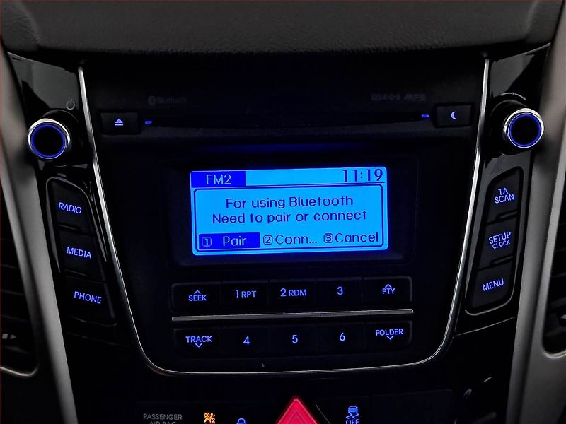 Hyundai i30 (2015) Weekend 1.6 GDI, Serv.kniha - fotka 19 z 19