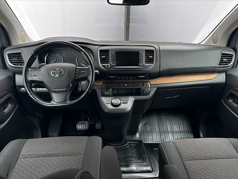 Toyota ProAce 2,0 D-4D 130kW-8AT-L1-CZ-DPH! - fotka 21 z 48
