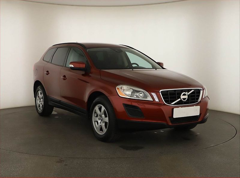 Volvo XC60 (2013) D4, Automat, Navi, Tempomat - fotografie inzerátu