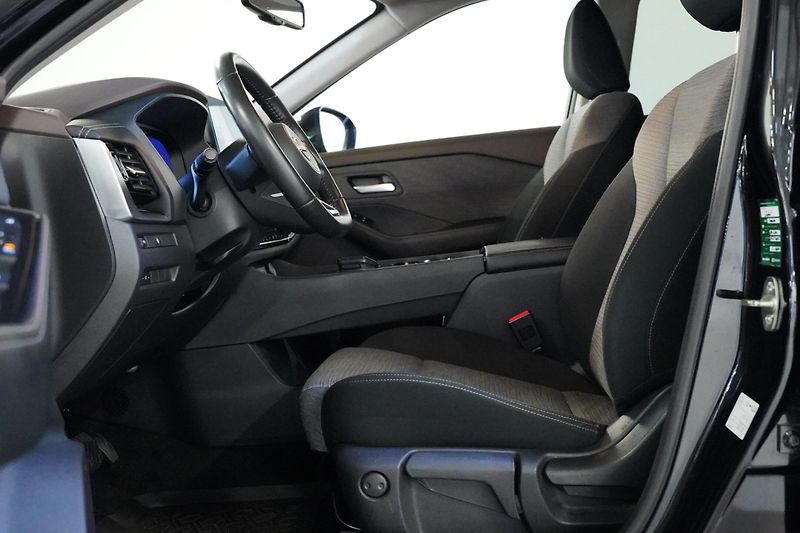 Nissan X-Trail - fotka 11 z 29