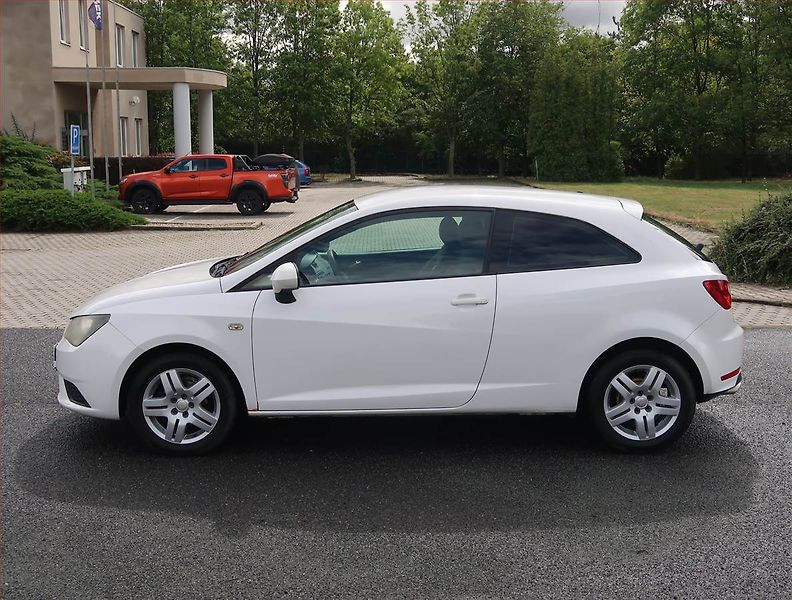 Seat Ibiza (2012) 1.2 12V, nová STK, zamluveno - fotka 3 z 15